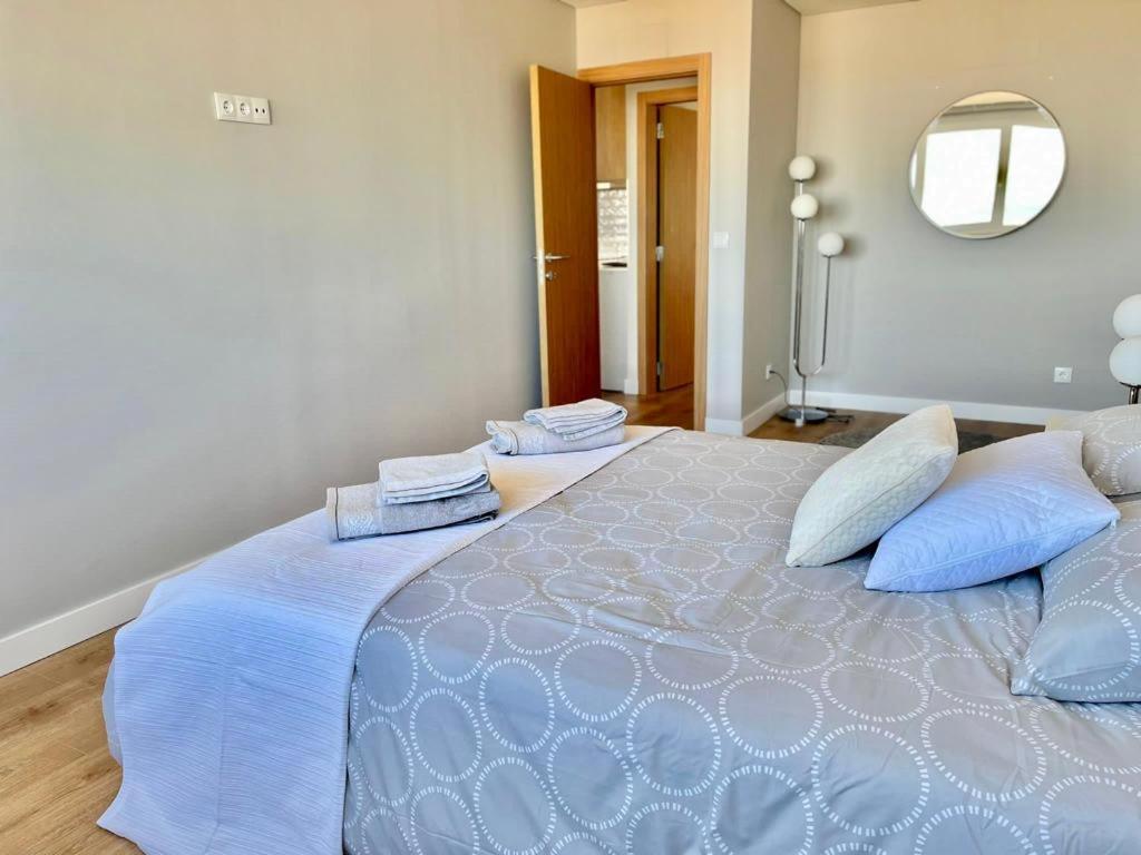 Ferienwohnung T2 Com Uma Vista Deslumbrante Sobre O Atlantico! Costa da Caparica Exterior foto