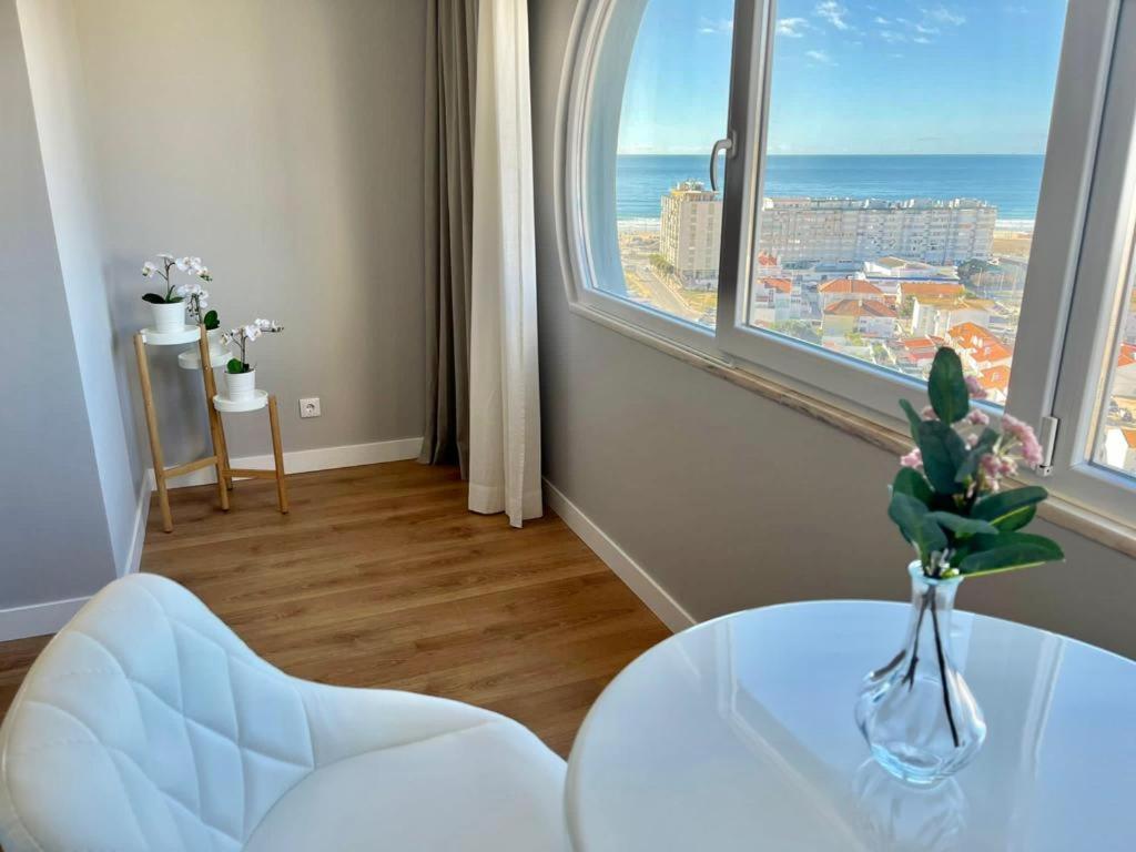 Ferienwohnung T2 Com Uma Vista Deslumbrante Sobre O Atlantico! Costa da Caparica Exterior foto